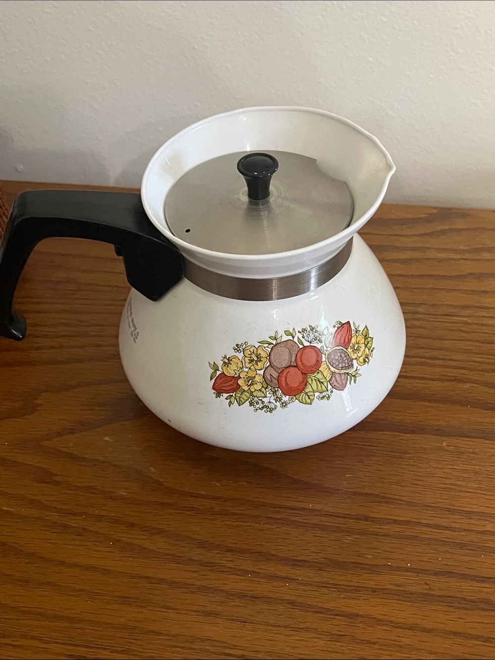 Vintage Corning wear White Floral Pattern Coffee Percolator Pot - White